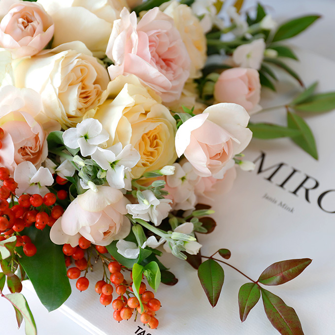 러블리데이 꽃다발